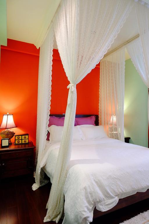 Moon House B&B Kota Hualien Bagian luar foto