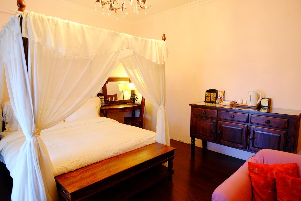Moon House B&B Kota Hualien Bagian luar foto